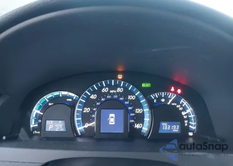 2012 Toyota Camry Hybrid Xle z USA, uszkodzony, nr VIN 4T1BD1FK8CU041190